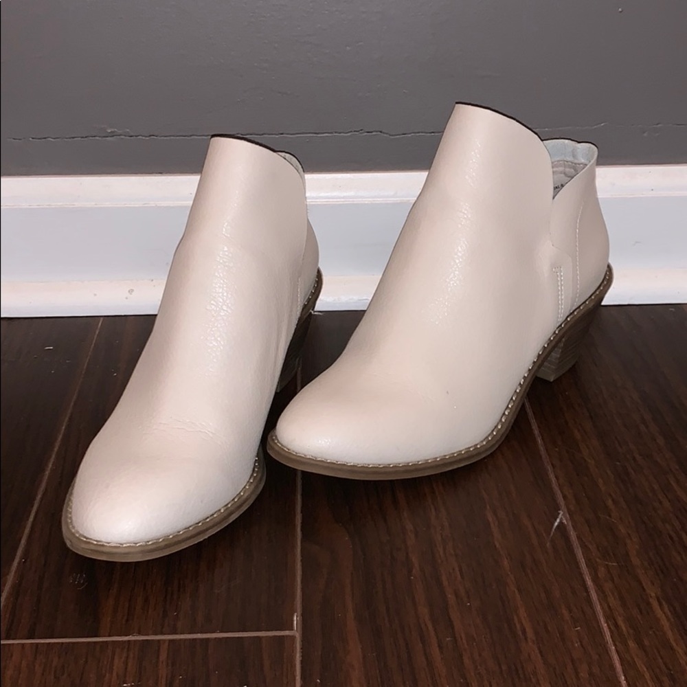 Off white booties